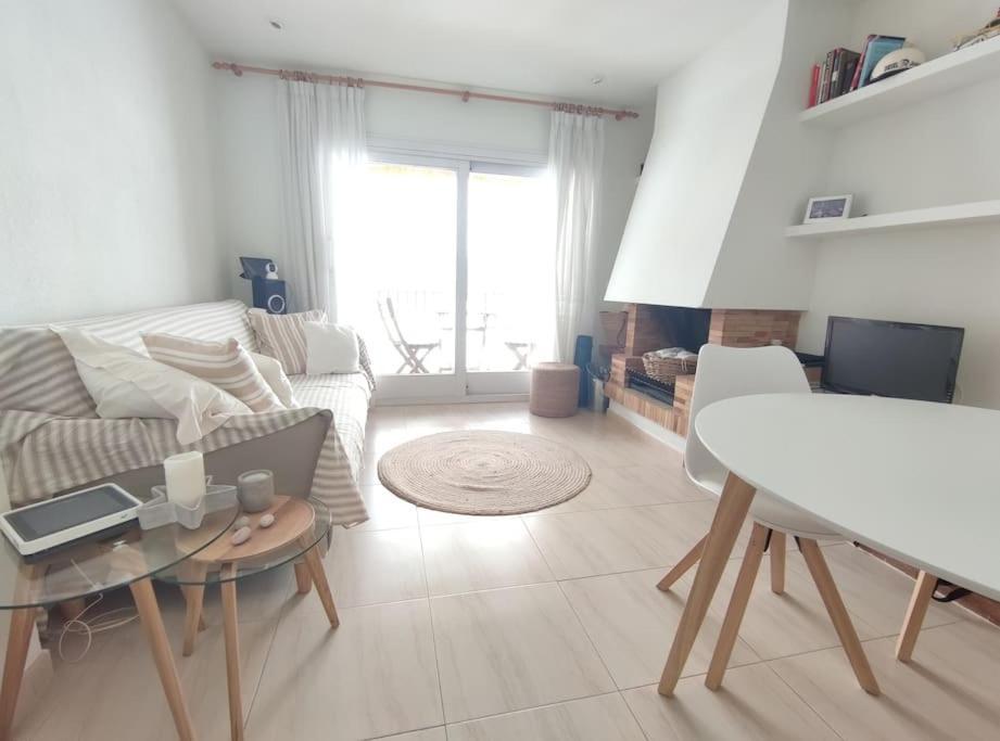 2 Minutes Walking To The Beach Parking Included Calella De Palafrugell Exterior photo