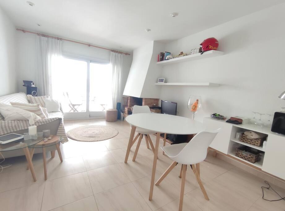 2 Minutes Walking To The Beach Parking Included Calella De Palafrugell Exterior photo